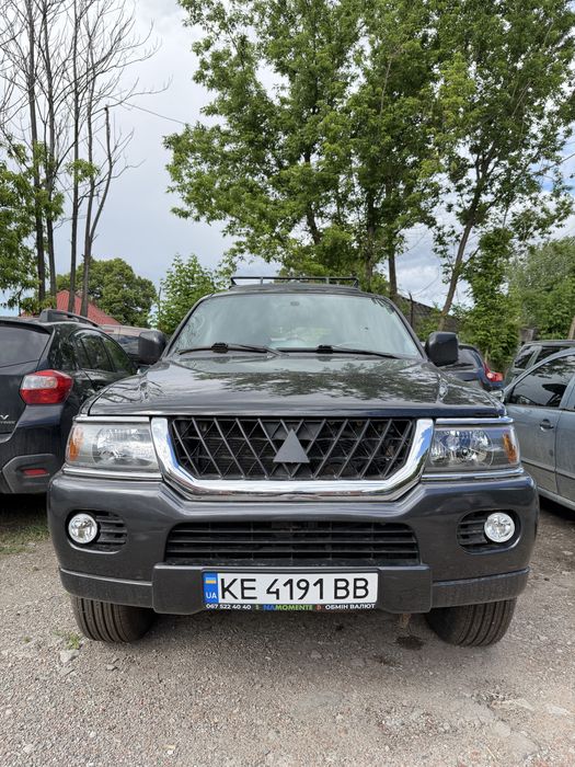 Mitsubishi Pajero sport