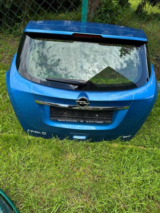 Opel Mokka klapa bagażnika Z22V