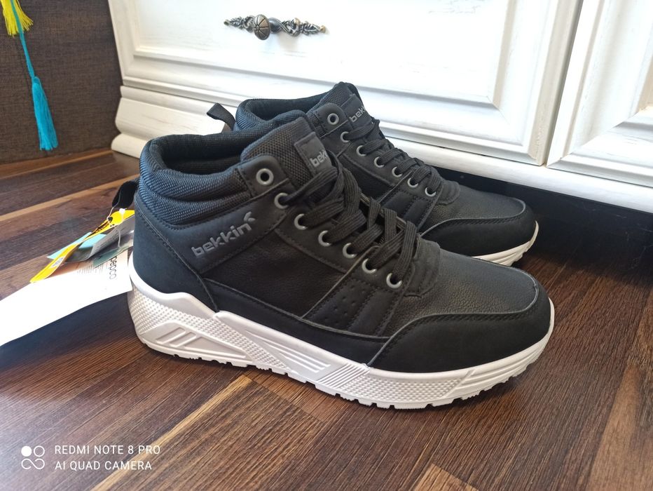 Кросівки чоловічі Bekkin
