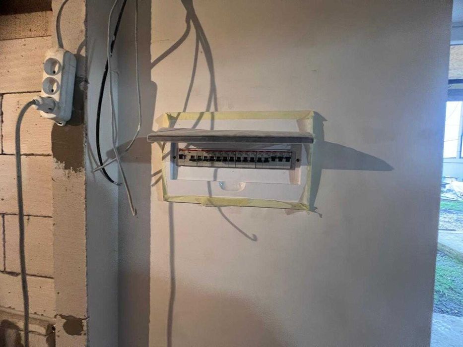 «Дім, де життя починається з усмішки. Заїжджайте — і створюйте  кіно!»