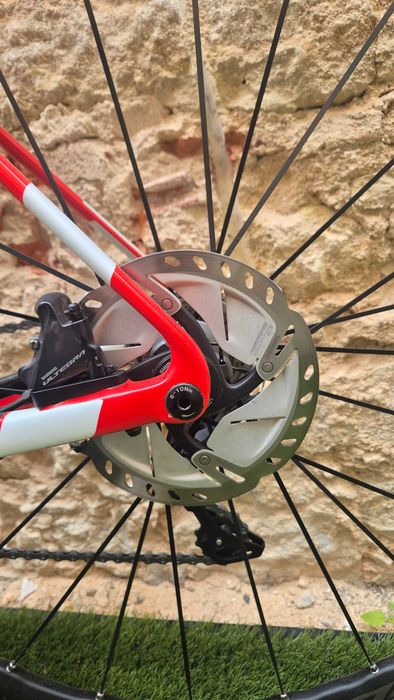 Wilier GTR Team Disc Carbono – Excelente Estado + Bryton S810