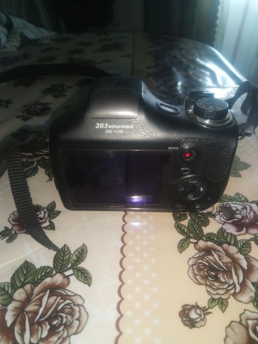 Продам фотопарат sony dsc h-300