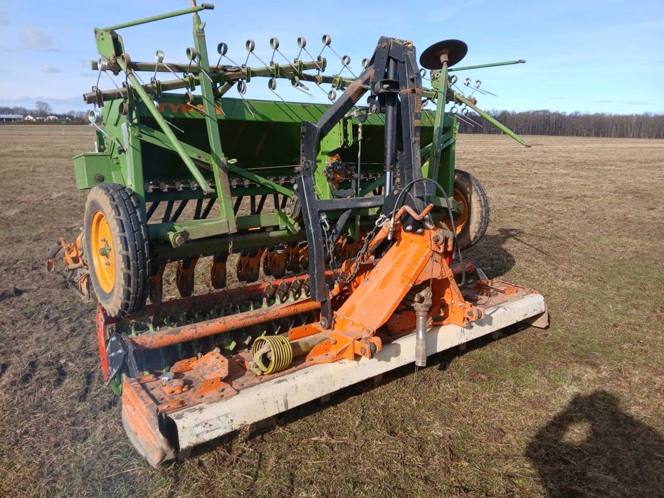 Agregat uprawowo-siewny