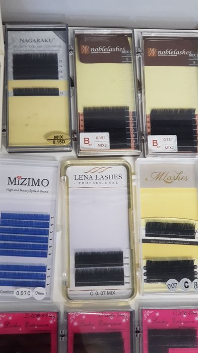 Zestaw rzęs mix kasetki Noble Lashes Posh Nagaraku
