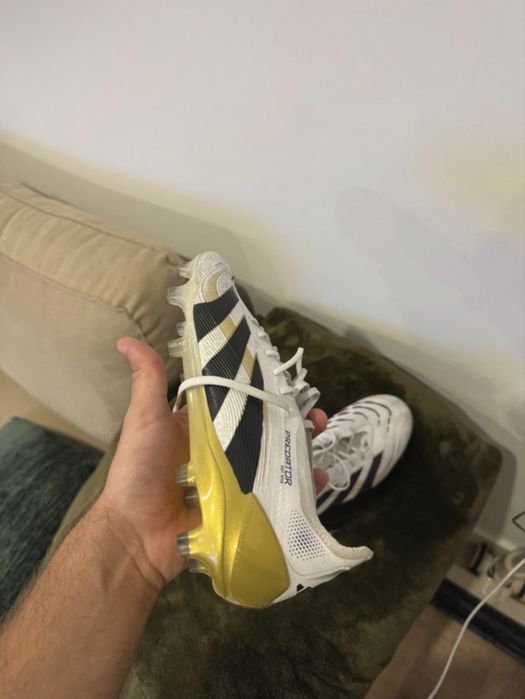 Chuteiras adidas 42