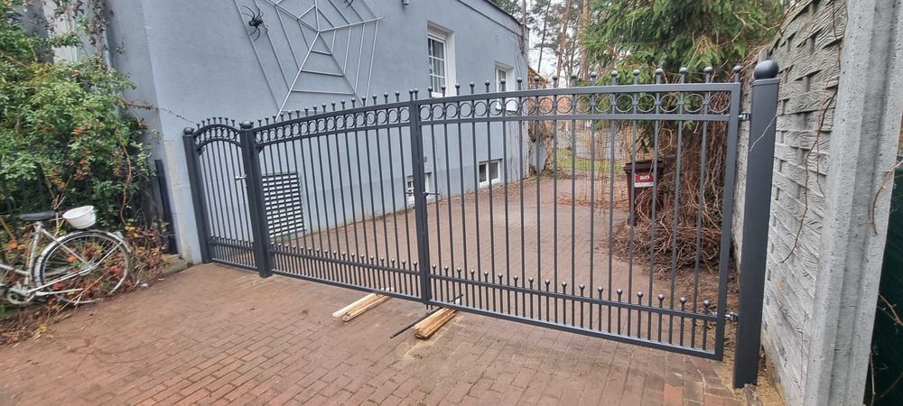 Balustrady, ławki, stoliki oraz wszelkie drobne projekty