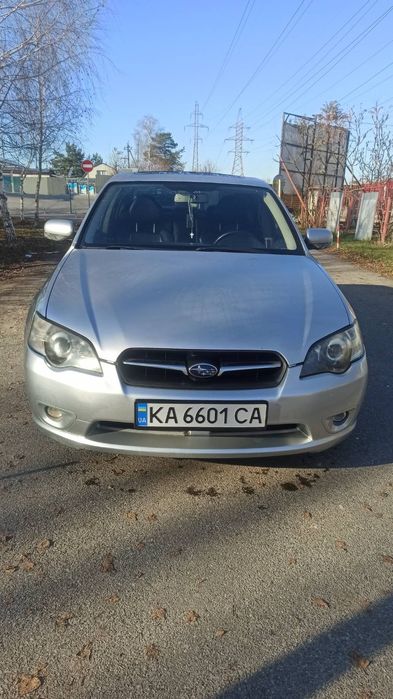 Продам хороше авто Субару 2.0 Автомат