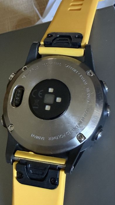 Garmin Fenix 5 Plus, szklo szafirowe, tytan, mapy Topo