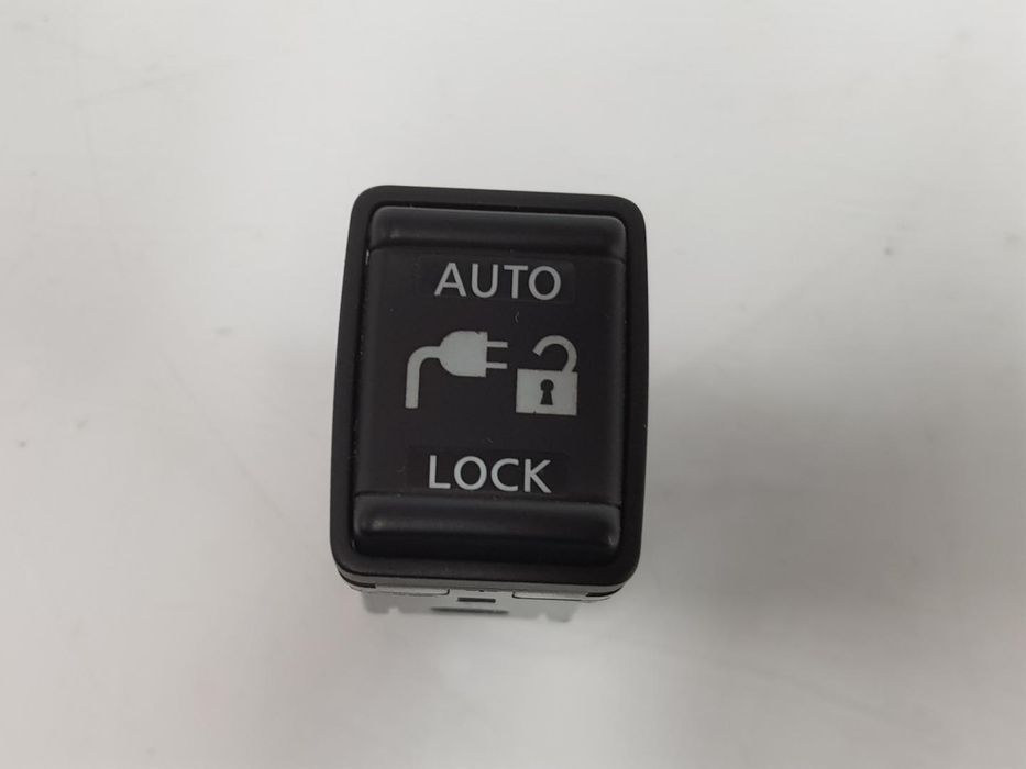 Interruptor Nissan Leaf Ze0