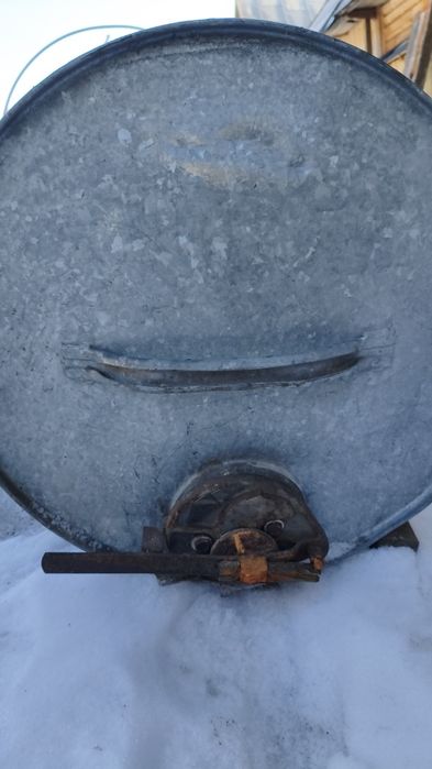 Sprzedam beczki metalowe ocynk