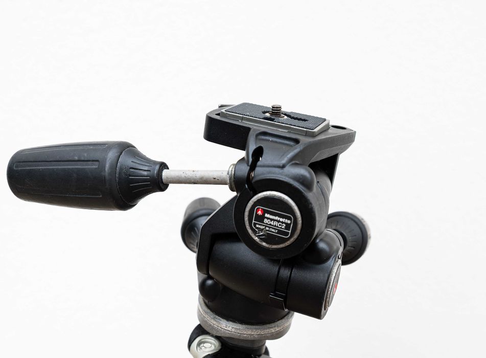 Tripé Manfrotto 190 XPROB + Cabeça tripé 804 RC2