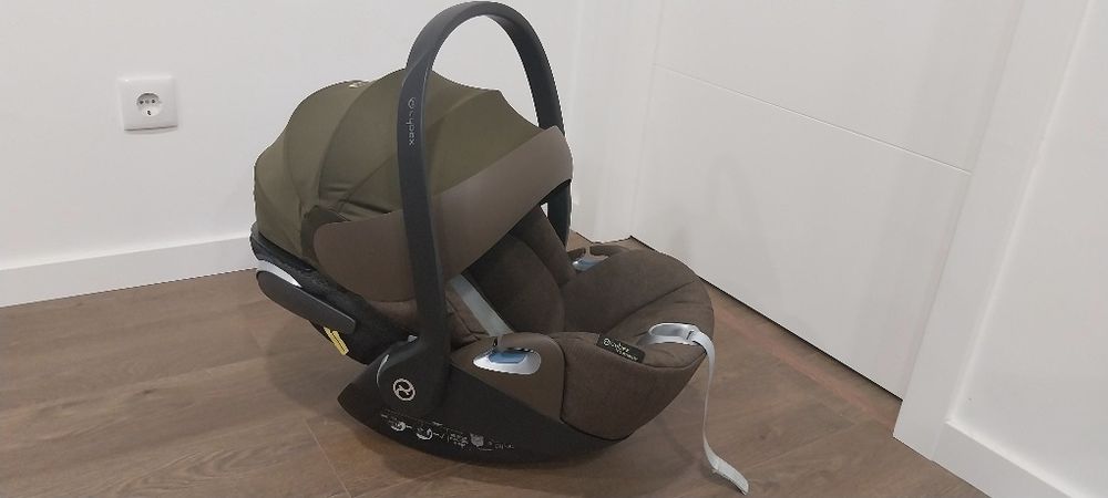 Ovo com suporte/base  isofix