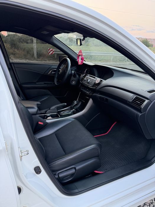 Honda Accord 9 Sport