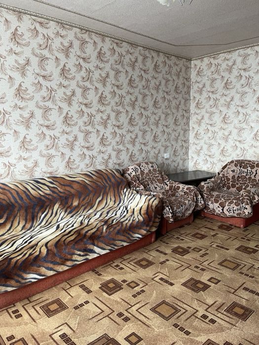 Сдаётся 3-комнатная квартира, район Химик