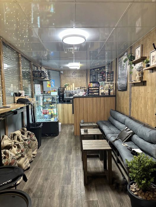 Кавярня зупинковий комплекс.