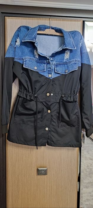 Куртка жіноча,дуже гарна