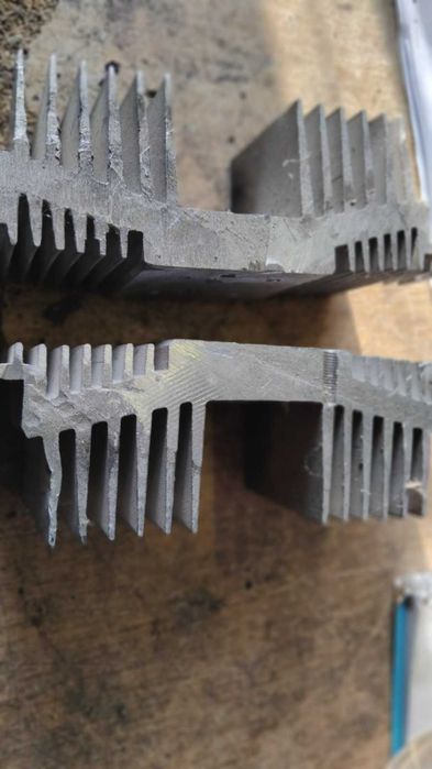 транзистори радиатори кт 818+819 825+ 827 усилители зап.части