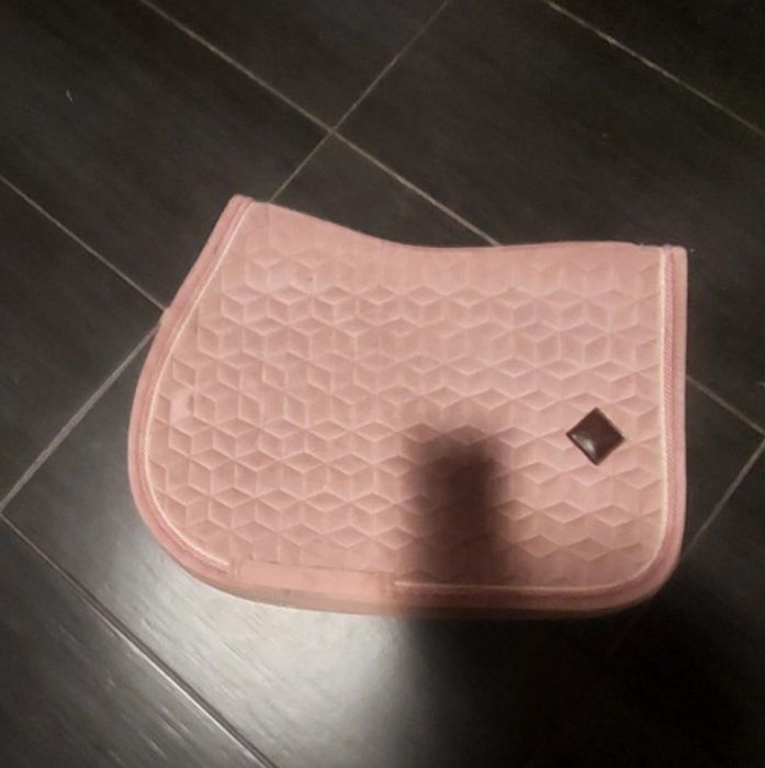 Czaprak KENTUCKY super cena