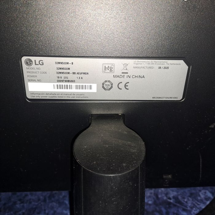 Монітор LG 32MN500M Бита матриця на запчастини