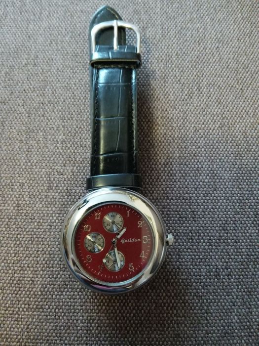 Годинник наручний