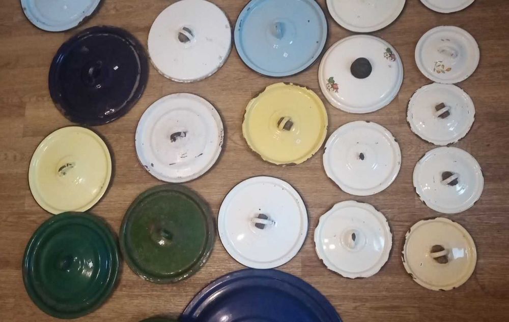 Крышка на кастрюлю