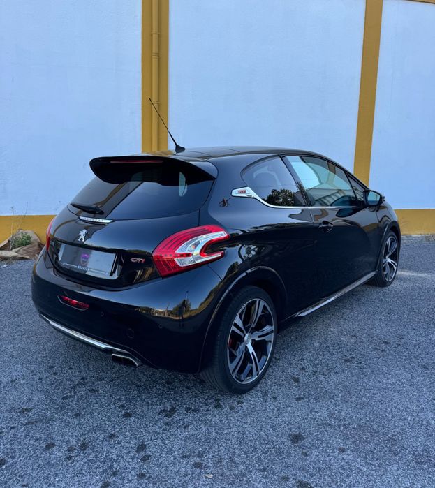 Peugeot  208  GTI — photo 2
