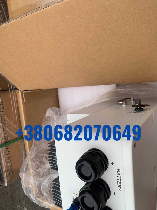 Гібридний інвертор Deye Sun-12K-SG05LP3-EU-SM2  3-фази