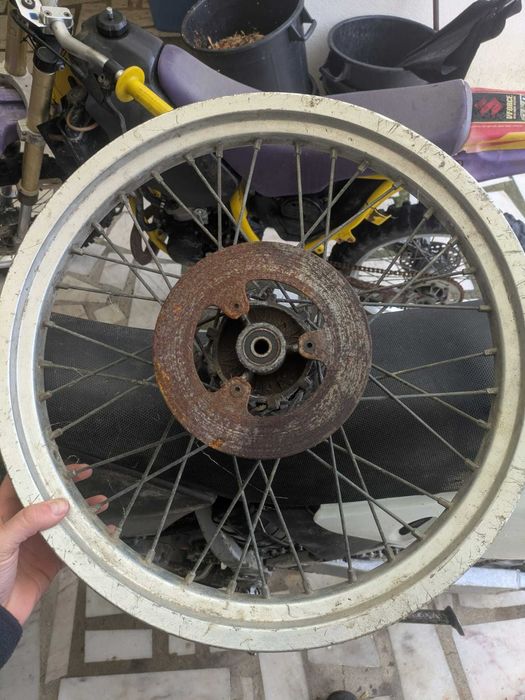 DTx50 - Peças, Motor, Quadro, Plasticos, Suspensões, Rodas, etc