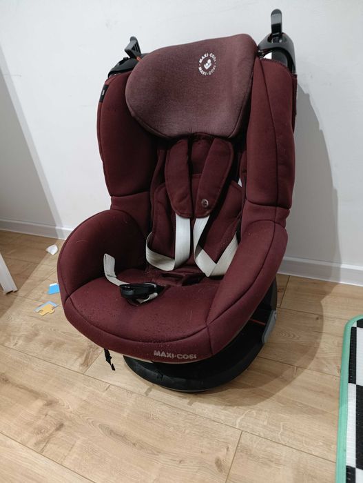 Fotelik samochodowy Maxi-Cosi Tobi Authentic Red 9-18Kg.