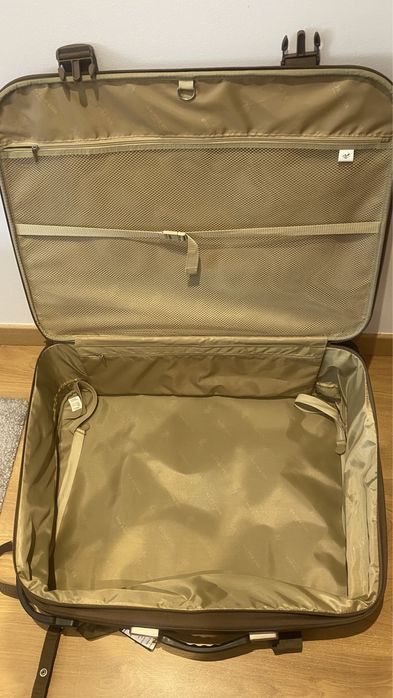 Mala de viagem de grande dimensão