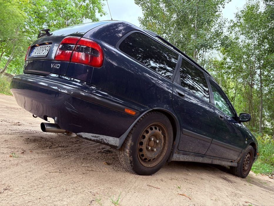 Volvo V40