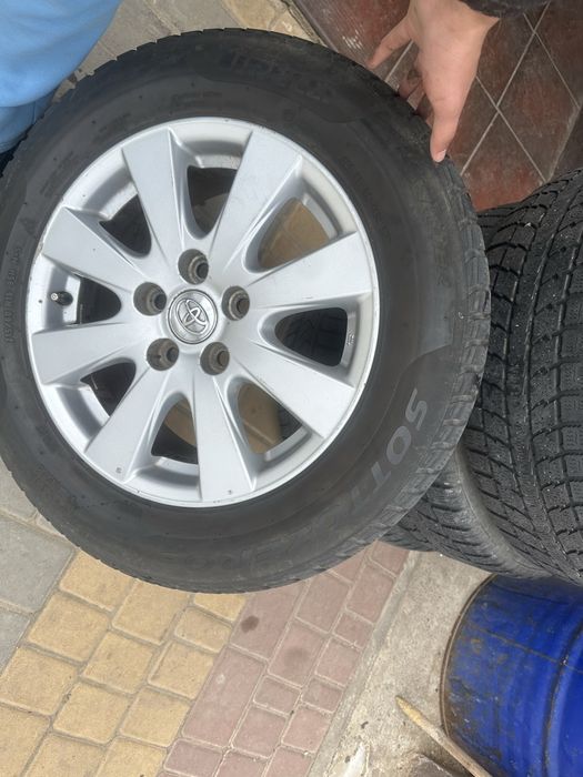 Диски toyota camry r16 с зимней резиной