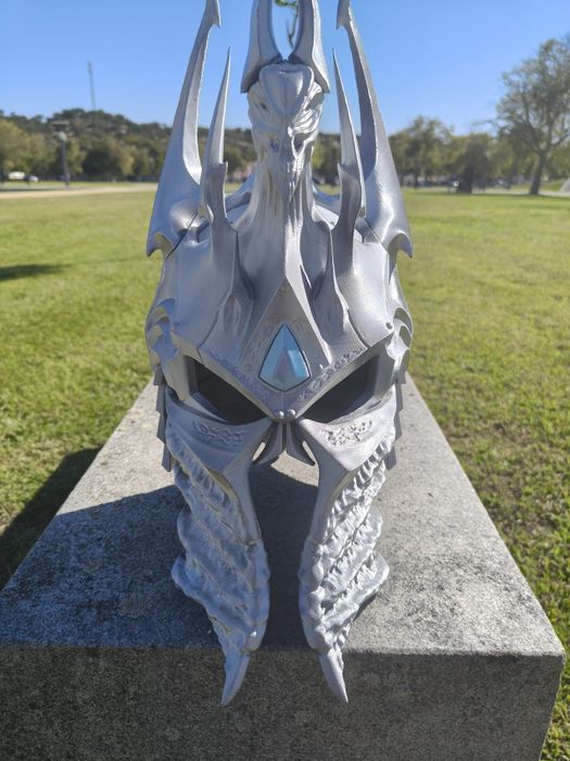 Capacete do Lich King – Réplica Decorativa (World of Warcraft)