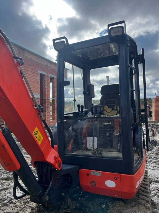 Мініекскаватор гусеничний Кубота КХ -101 3 а 3