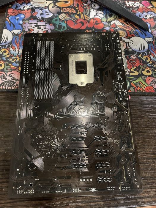 Материнська плата Gigabyte B250 Fintech s1151