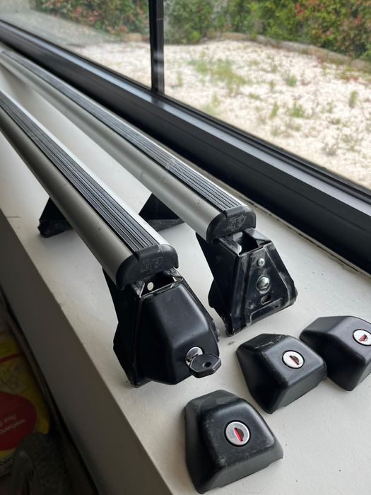 Barra de teto de carro