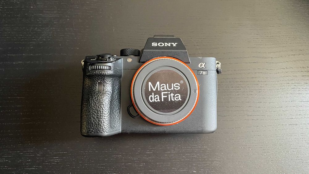 Sony A7III + Acessórios