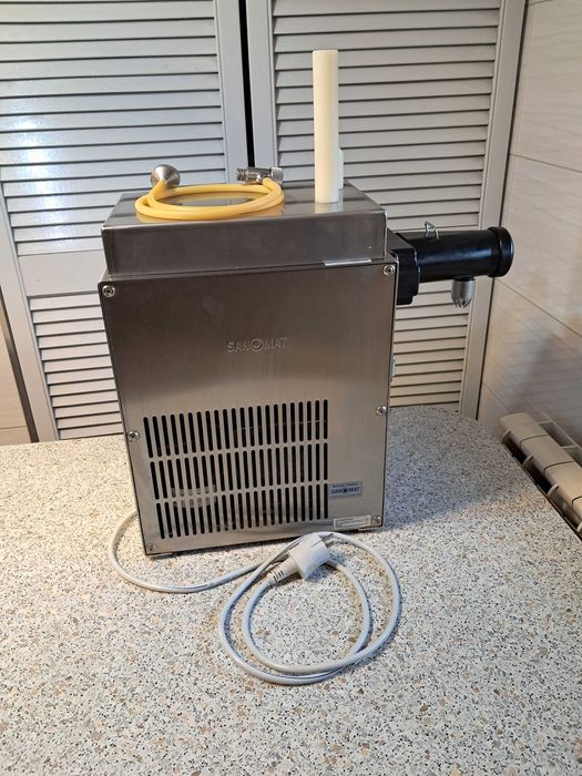 sanomat maszyna do bitej śmietany sanomat automat