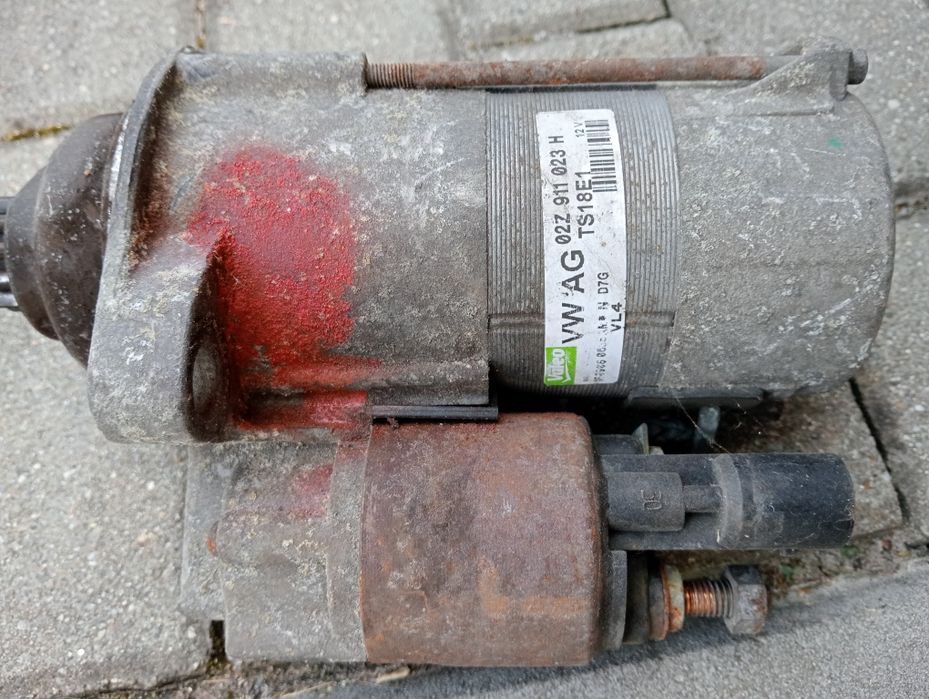 Rozrusznik Valeo do Volkswagen Golf V 5 TDI