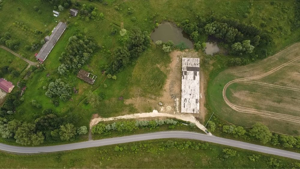 Ферма земельна ділянка 4,5 гектара, 1560м2 і друга 225 м2 площа