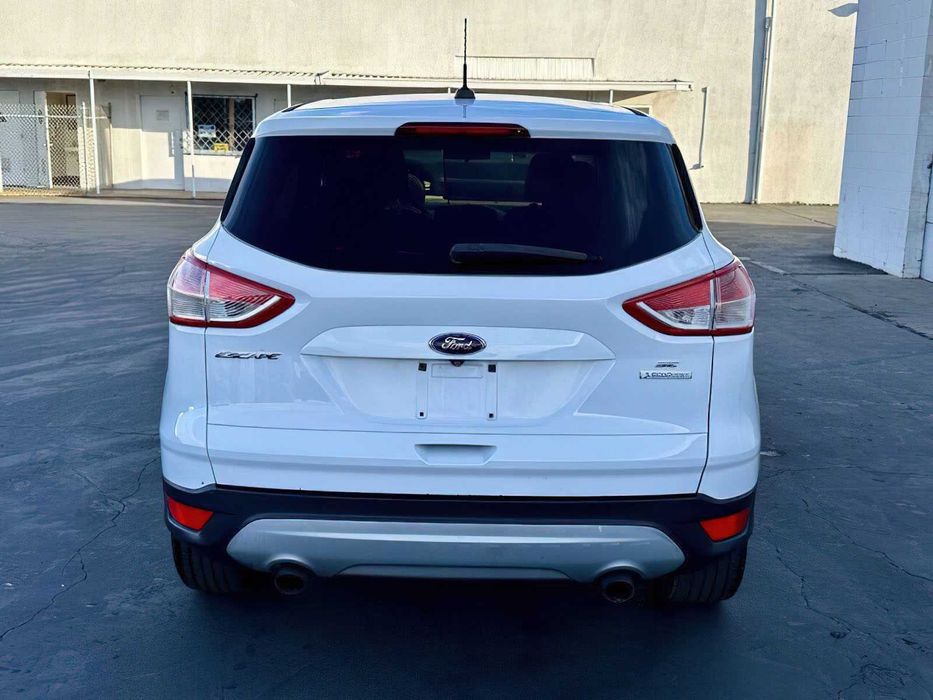 Ford Escape SE      2015