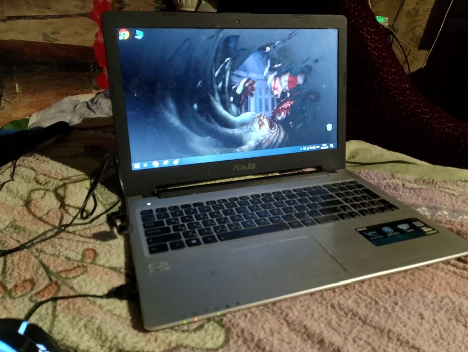 Ноутбук Asus windows 10