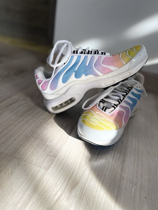 Кросівки 36 розмір