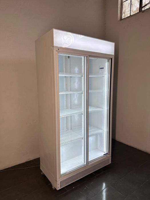 Witryna chłodnicza chłodziarka lodówka do napoi 120 cm 2019r.