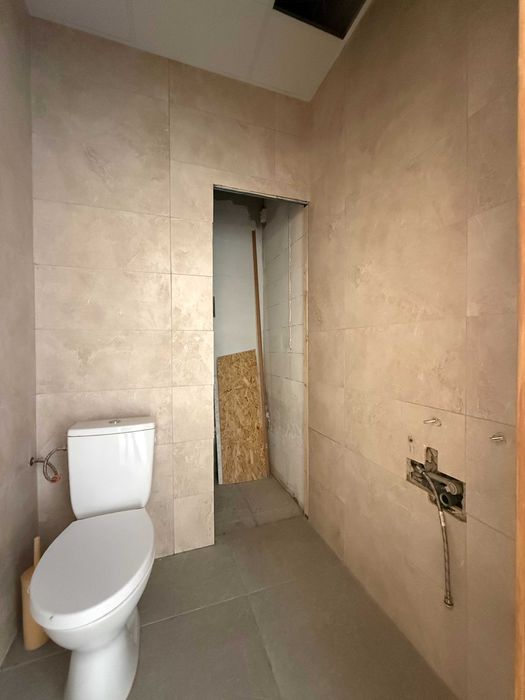 ОРЕНДА ФАСАДНОГО ПРИМІЩЕННЯ | 40,27 м² | ЖК «Нова Англія» | Будинок «Лінкольн» | вул. Михайла Максимовича