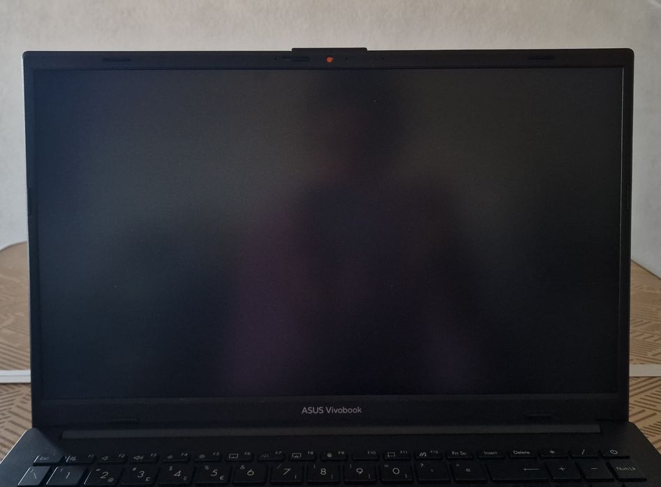 ASUS Vivobook Go E1504FA - Como Novo