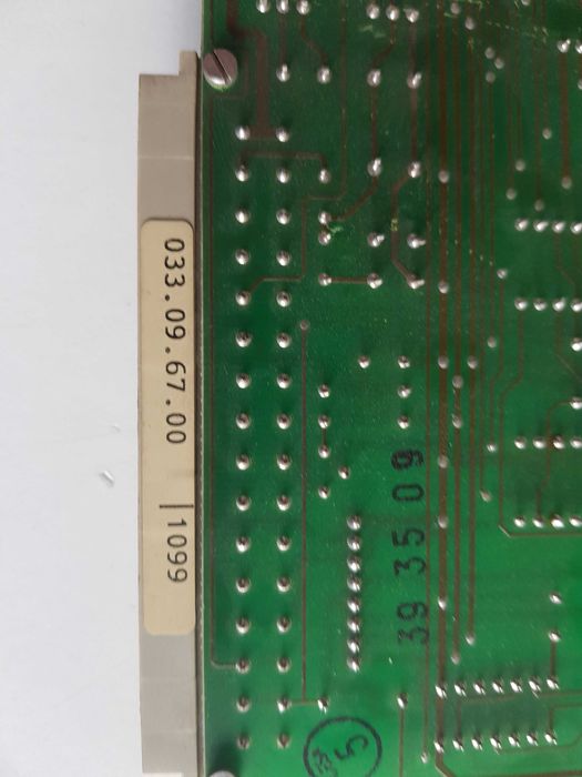 Płytki elektroniczne do urządzeń Cloos różne.