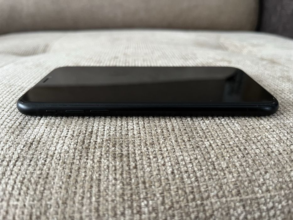 iPhone Xr 64GB preto