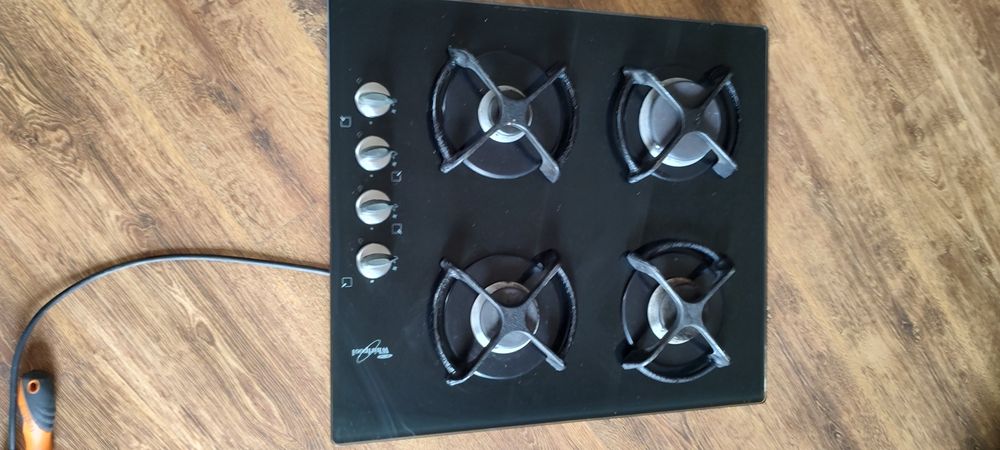 Варочная газовая поверхность  Wirlpool  AKM 403/NB/01. Италия