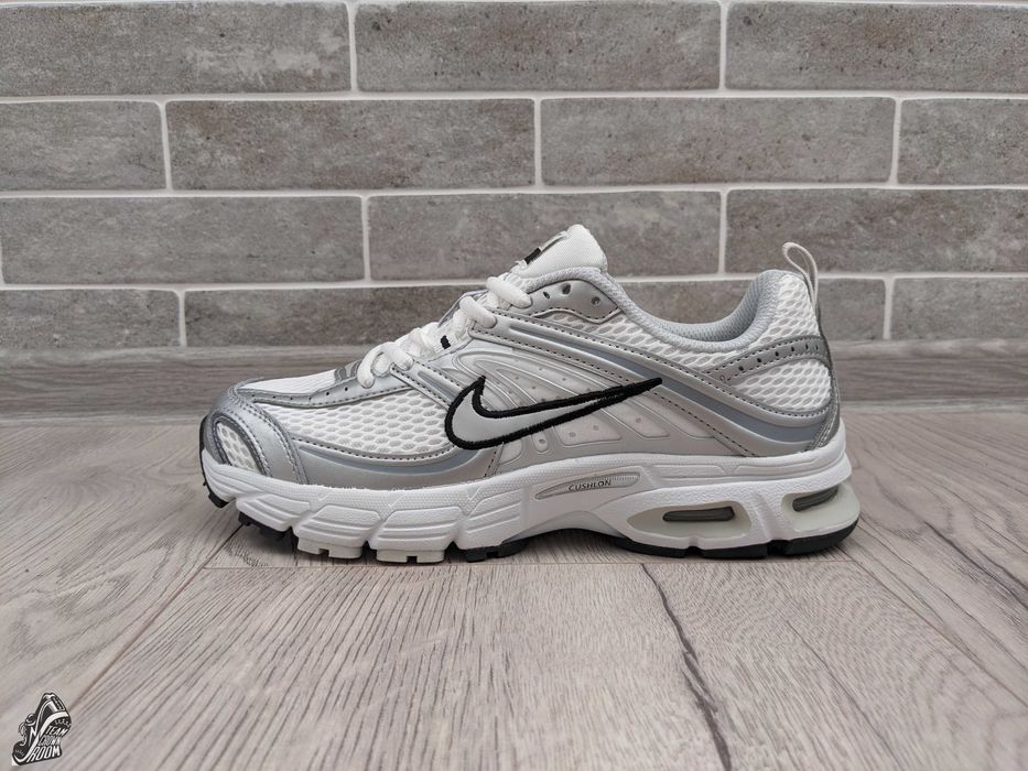 Кросівки жіночі ЛІТО Nike Air Max Moto 2K \ Найк Аир Макс Мото 2К \ розмір 37 - 41